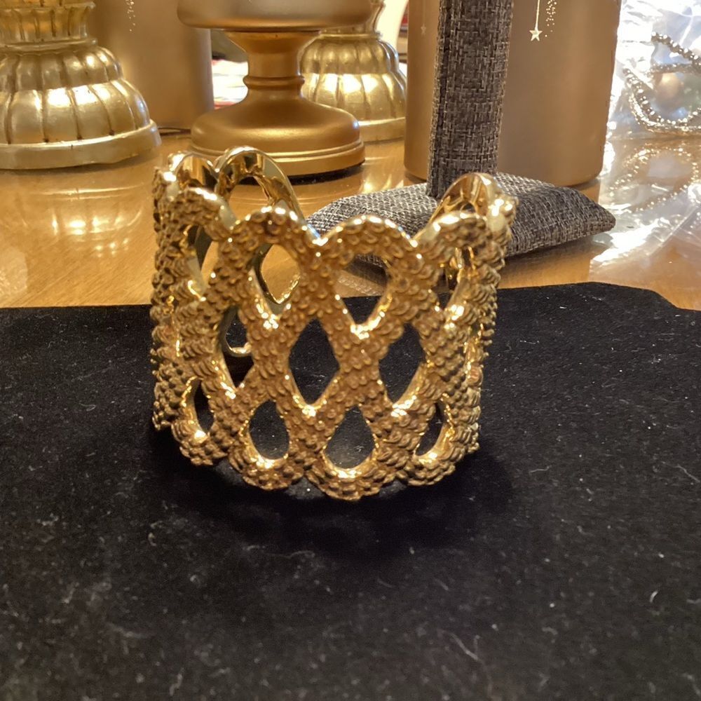 Lilly Pulitzer Brand Women’s Wide Goldtone Cuff Bracelet